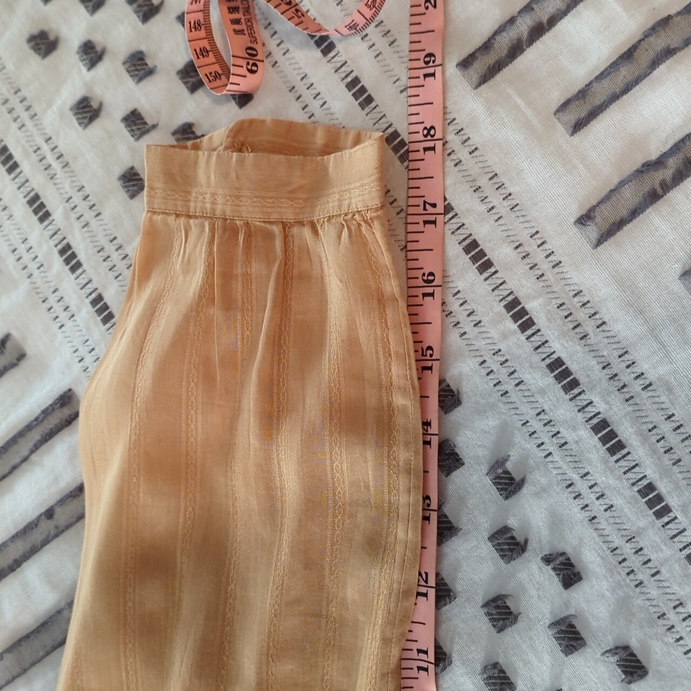 Lightweight blouse - Picture 8 of 8